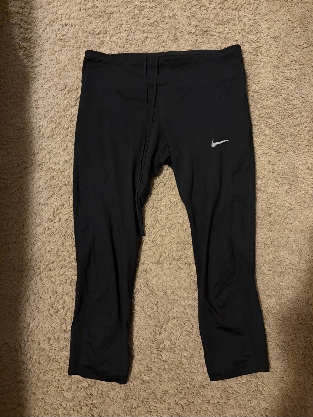 Nike Black Girls' Capri Athletic Leggings with Swoosh